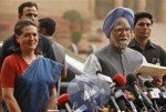 Sonia and Manamohan Singh - picture from NDTV.Com